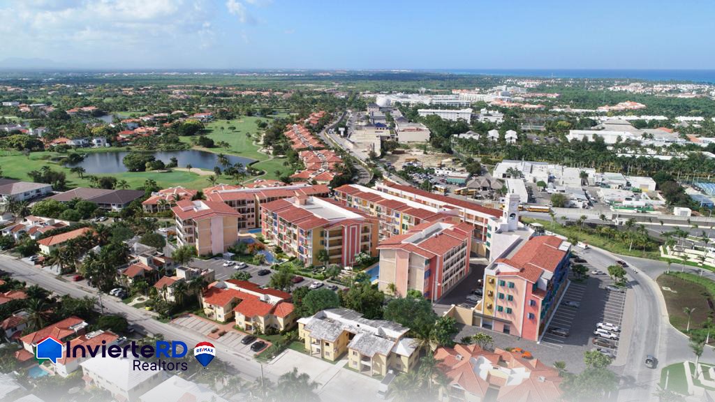 Inmobiliaria en Punta Cana - Apartamentos en construccion en Punta Cana - InvierteRD Realtors en Remax. Regis Jimenez - 1-809-350-4540